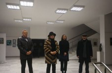 prepodavatelite-hudozhestvenata-467.jpg