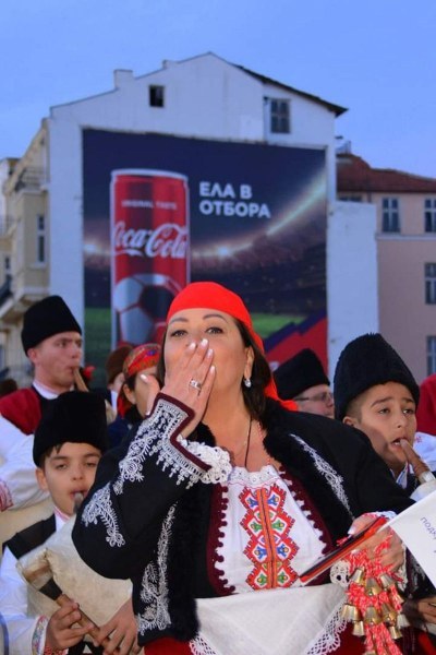 „Благотворително звънче“ и Смиляна Захариева даряват 1025 лв. за нова детска клиника в Пловдив