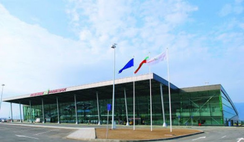 Само пътуващи ще се допускат на летище Пловдив