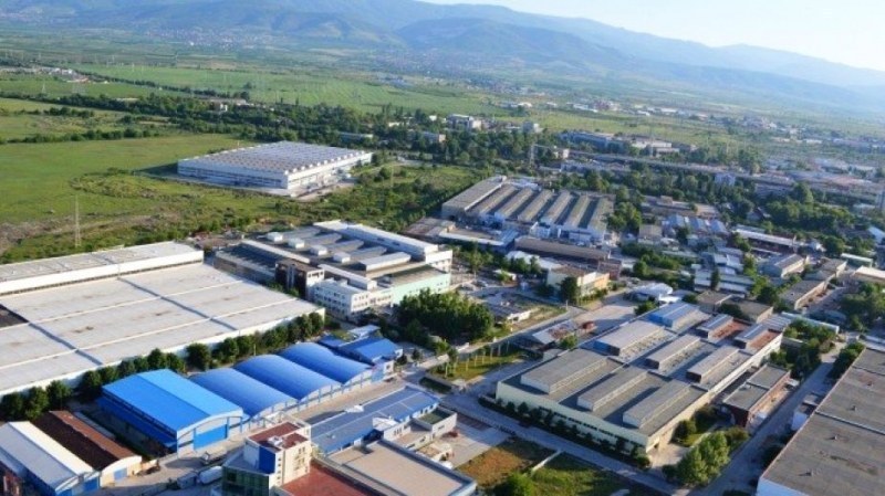 Каква е ситуацията с производствата в Пловдивско? Какво ще стане със служителите?