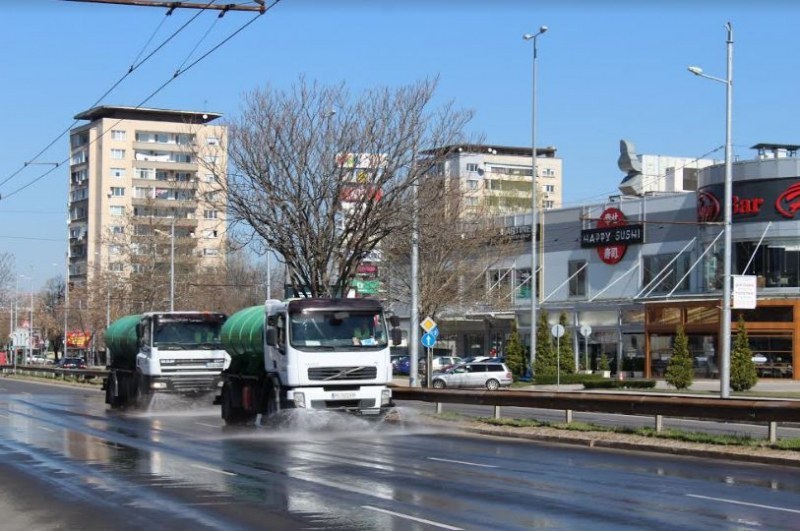 Мият улици с дезинфектант в Пловдив и тази седмица