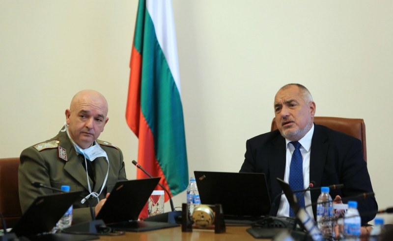 Новият софтуер може да даде отговорите как да бъдат разхлабвани мерките срещу COVID-19 в България