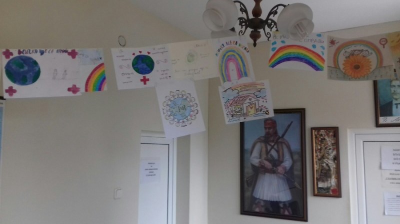 Деца от Асеновградско нарисуваха оптимистични картини за борбата с коронавируса