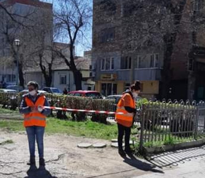 Възстановяват километри охранителни ленти около паркове и площадки в Пловдив