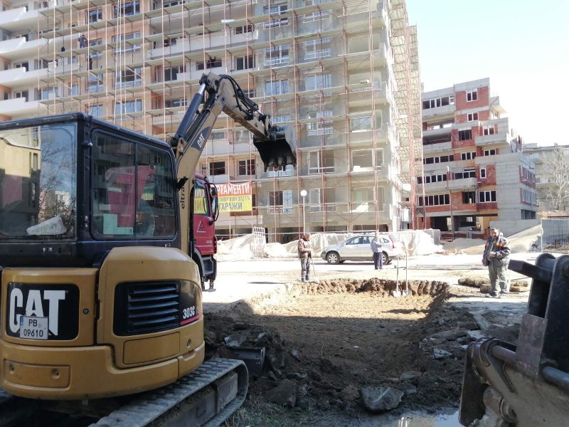 Започват дълго чакани улични ремонти в Смирненски и Кючука