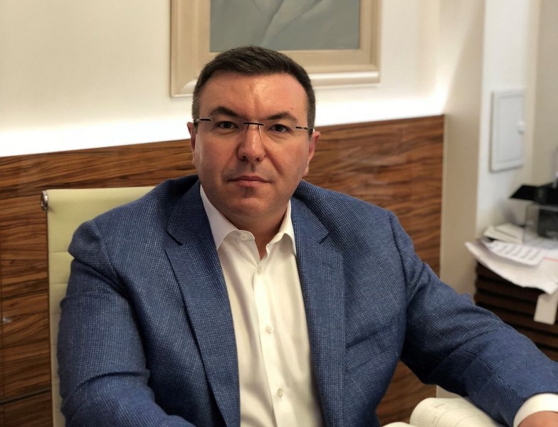 Д-р Костадин Ангелов: Да не превръщаме дните за празнуване в дни за умиране! Останете си вкъщи, ние ще ви аплодираме
