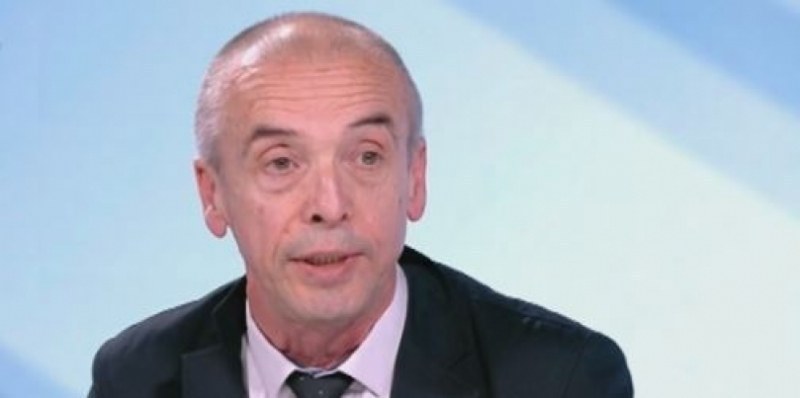 Доц. Мангъров: Отпускането на мерките изискваше сериозен кураж