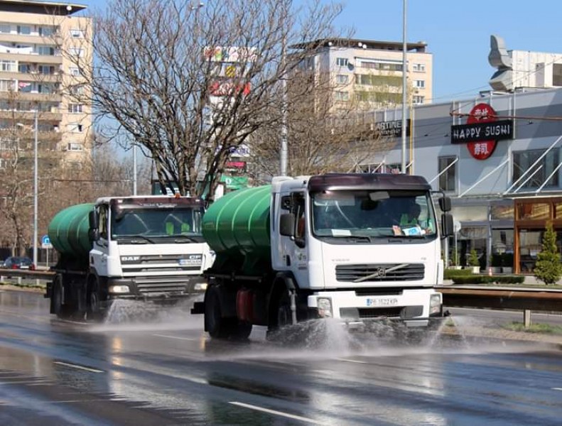 Машинното миене и дезинфекция на пловдивските улици продължава по график. Вижте къде!