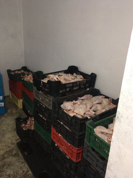 Проверка в цех за месо край Садово! Унищожават 1 тон нелегално месо