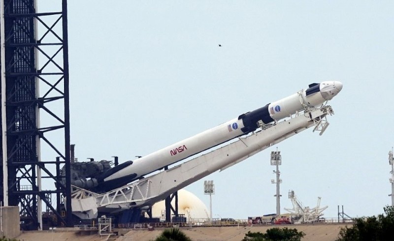 Вторият опит успя! SpaceX се отправи на исторически полет в космоса НА ЖИВО