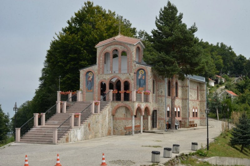 Отпуснаха 1,8 млн. за манастири, сред тях са Бачковският и в Кръстова гора