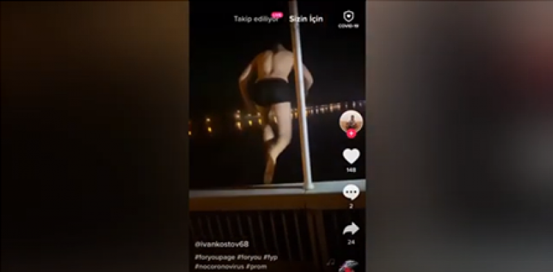 Клип на младежи, скачащи от мост над Гребния канал, презве социалните мрежи
