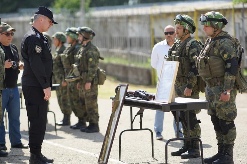 Висши военни посетиха Карловската бригада