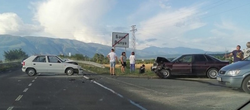 Катастрофа пак вдигна под тревога полицията и Спешна помощ в Карловско