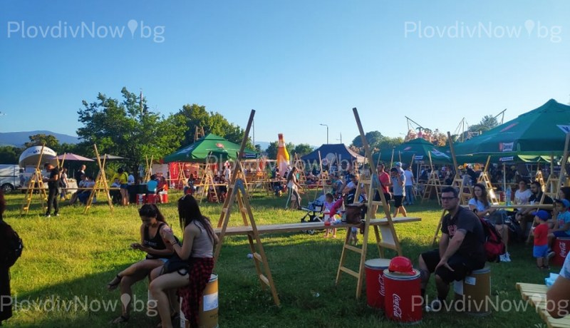 Младежкият хълм се напълни за Plovdiv food fest