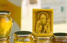 praznikat-pchelarite-e-dnes-tsarvata-420.jpg