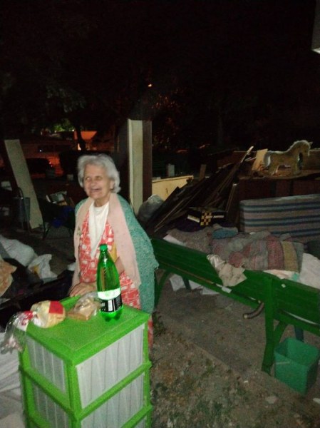 Гладна, без дом, на улицата! Възрастна жена в Пловдив спешно се нуждае от помощ