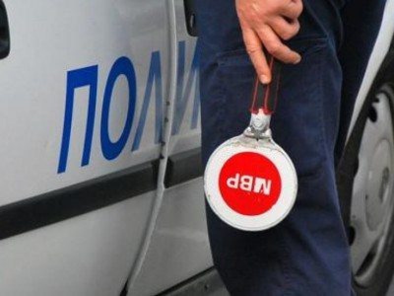 Нередовни превозни средства засече полицията в Карлово, Стамболийски и Труд