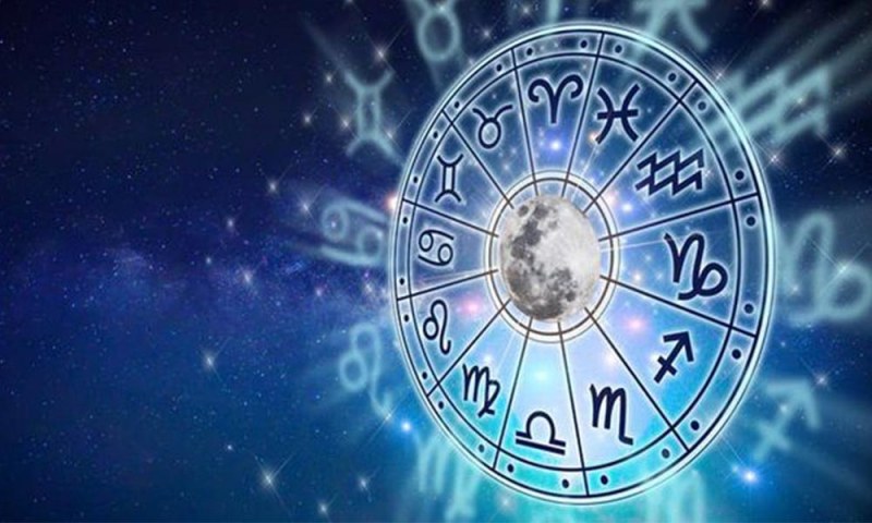 Интересна лекция кани любителите на астрологията в Перущица