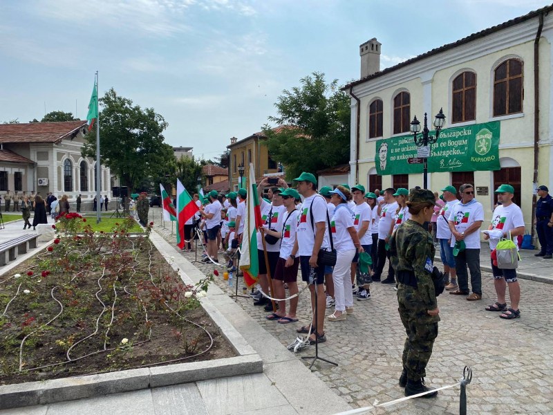 150 участници в похода по стъпките на Левски пристигат в Карлово за честванията