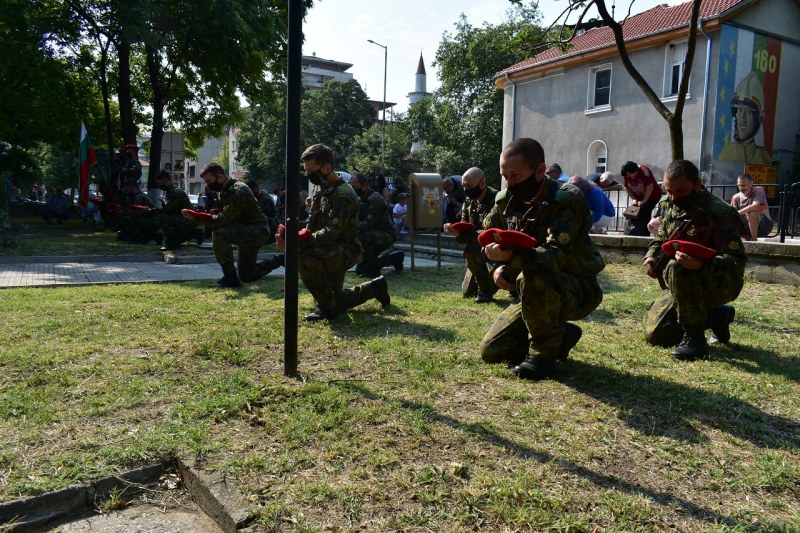 Асеновград се поклони пред паметта на Апостола