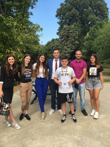 Общинският младежки съвет в Асеновград вече е легитимно сдружение