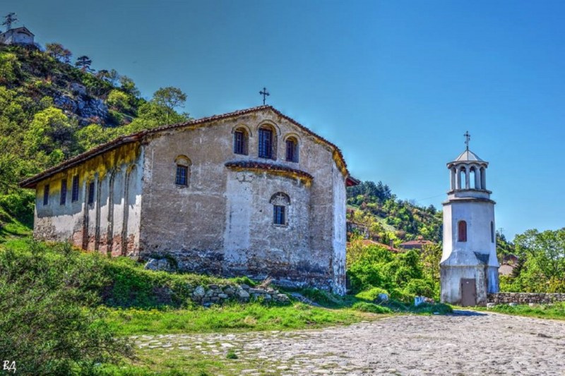 Реставрират метоха “Св. Георги“ край Асеновград с финансиране от Министерство на културата