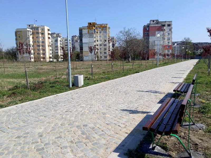 Шест блока в Тракия с подписка срещу застрояване край парк Лаута