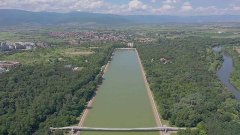 Монтират три автоматични входно-изходни бариери на Гребната база