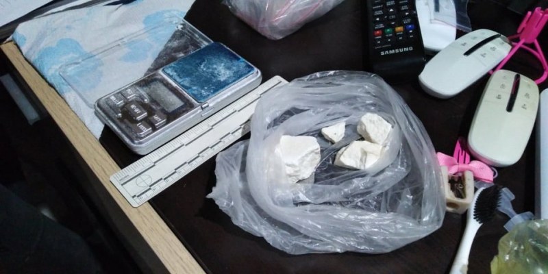 Пловдивската полиция спипа дилър с амфетамин и кокаин