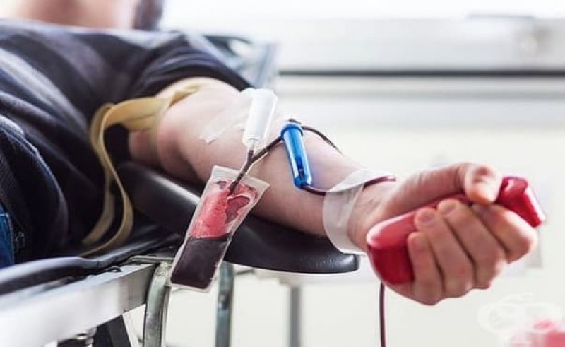 Възможно ли е дарена за един човек кръв да бъде преотстъпена на друг?