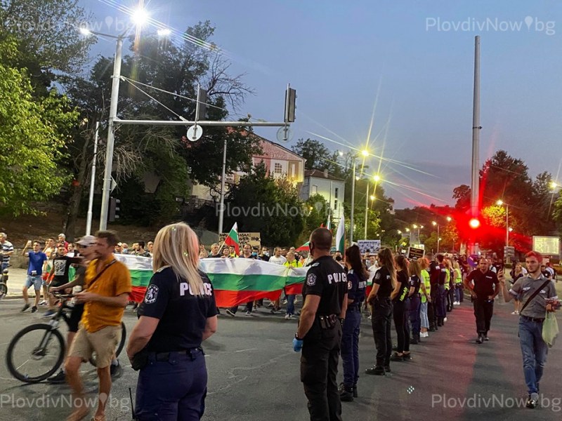 Пловдивско семейство с благодарност към полицията за търпението и дисциплината