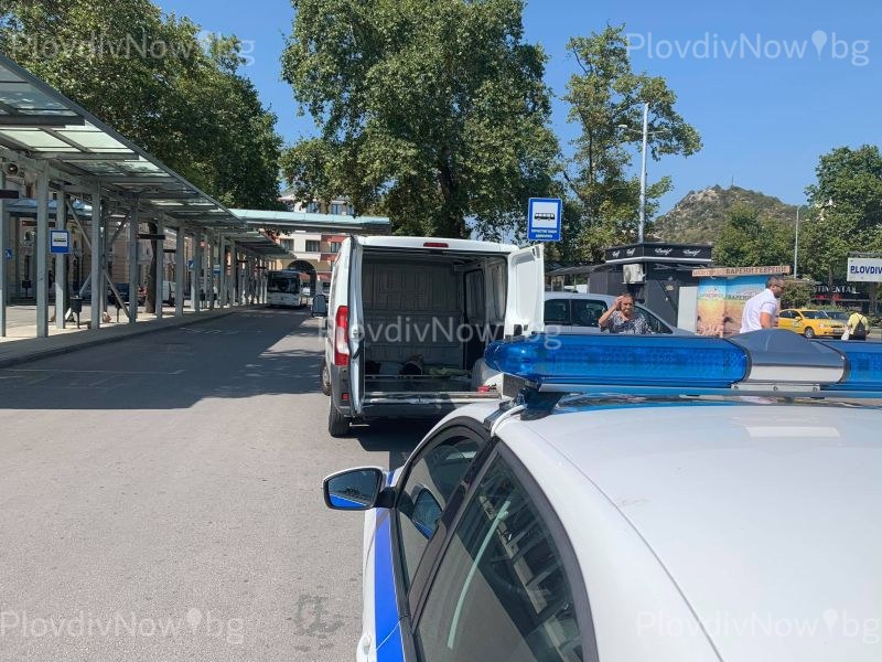 Мъж почина пред подлеза на Централна гара в Пловдив