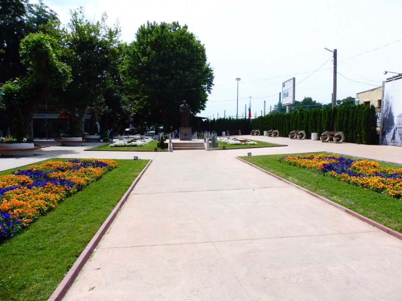 Да изчистим България заедно! Стамболийски ще се погрижи за парковете и пространствата пред домовете