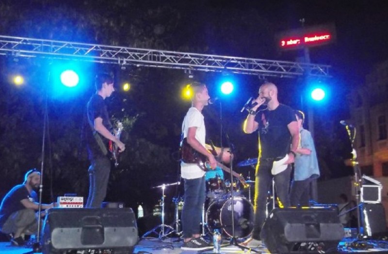 Пет страхотни ученически банди разтърсват “Лаута“ на S`Cool Rock Fest тази вечер