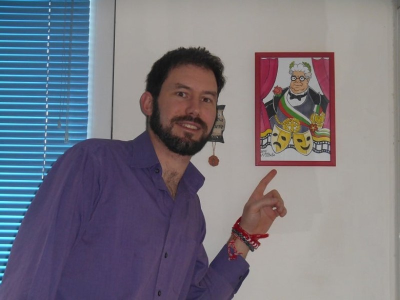 Млад художник карикатурист скоро с изложба в Перущица