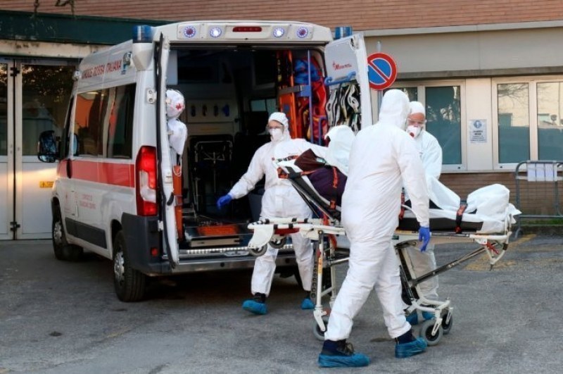 15 нови жертви на коронавируса, рекорден брой заразени медици