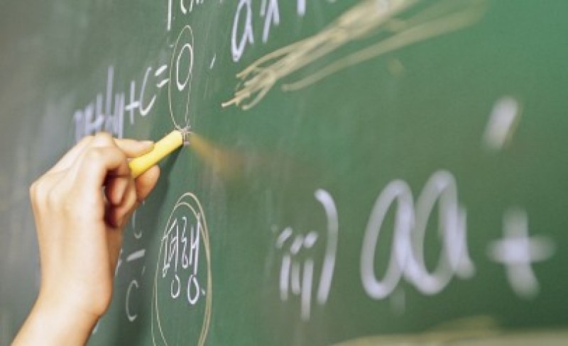 Променят учебната програма по математика в класовете от прогимназията