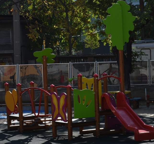 Ремонтират детски площадки в Асеновград, предвидени са 35 000 лева