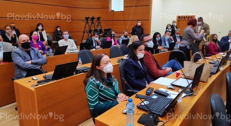 Актриса Ивана Папазова официално се закле като общински съветник на Пловдив