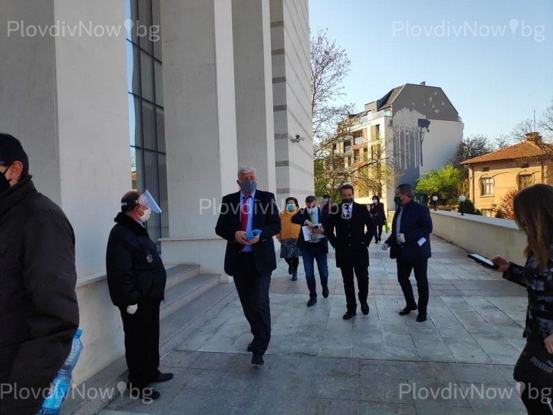 Общинските съветници в Пловдив удариха рамо на бизнеса, промениха бюджета