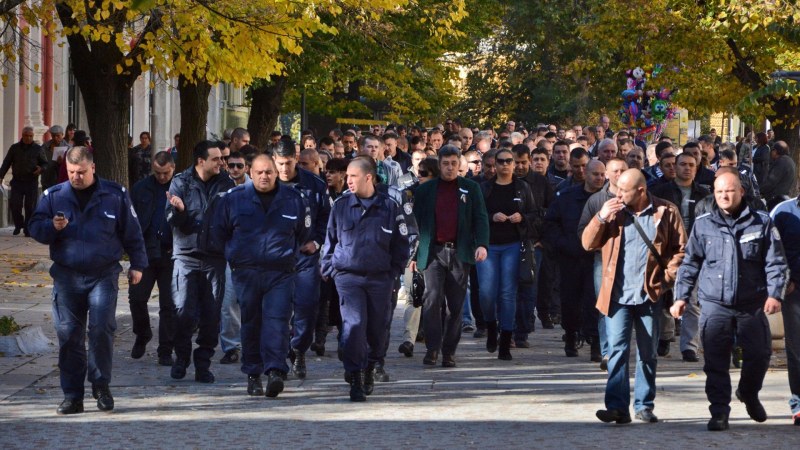 Пловдивските полицаи излизат на протест