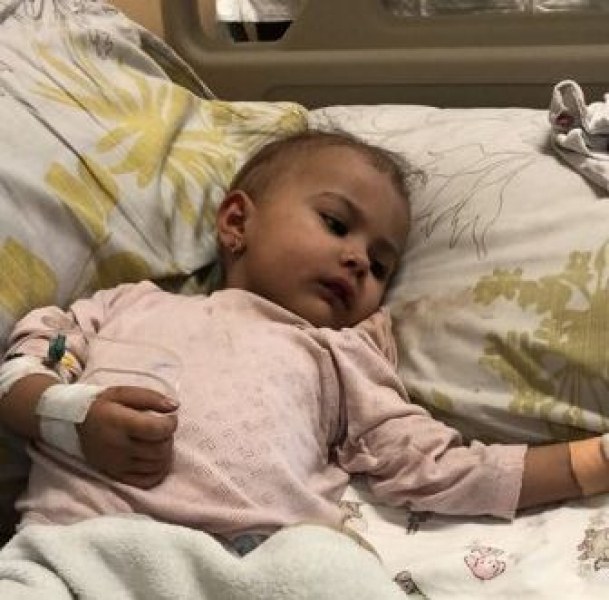 Трансплантацията на малката Зария мина, да се молим за нея заедно с близките й!