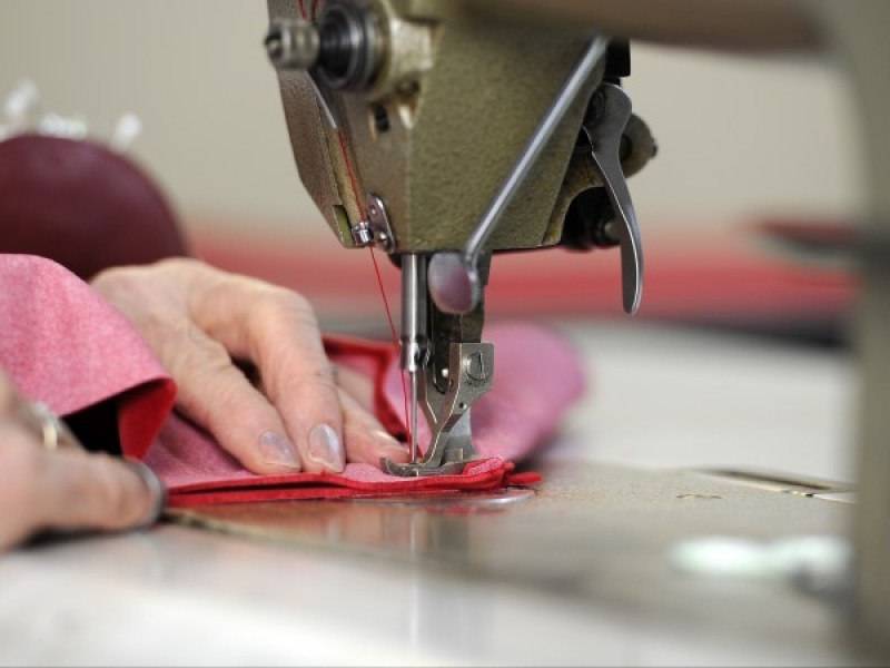 Бюро по труда “Марица“ търси все още учители, шивачи, машинни оператори, монтажници