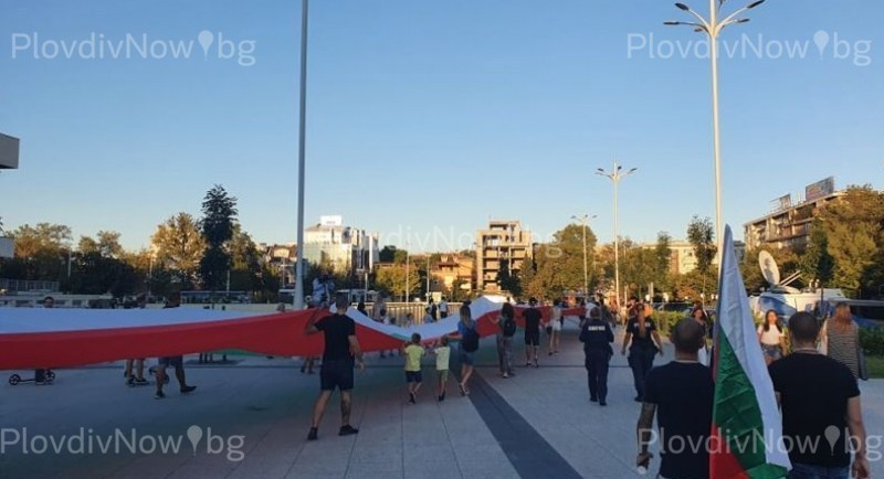 Пак затварят булеварди в Пловдив заради протест, 19 автобуса се пренасочват