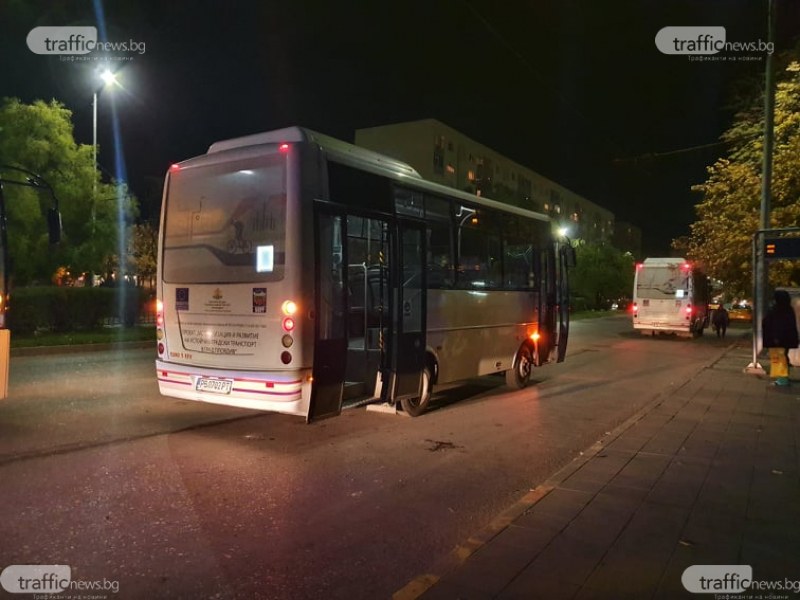 Възрастна жена пострада тежко в Пловдив, падна от автобус
