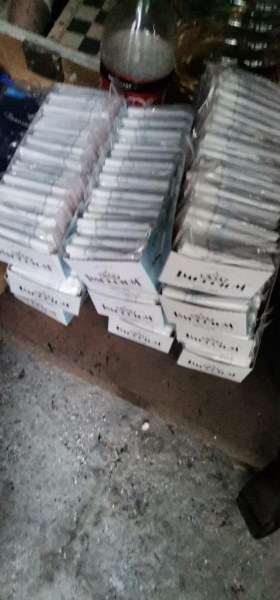 Търговец на сергия в Пловдив продавал тайно цигари, задържаха го