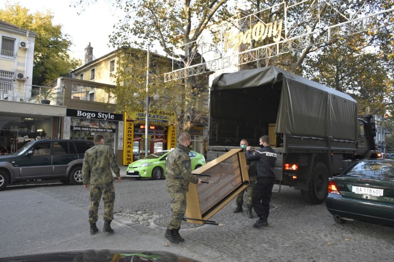 Военни дариха легла и чаршафи за ковид болницата “Св. Мина“ в Пловдив