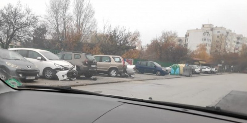 Пиян шофьор от Куклен потроши паркирани коли