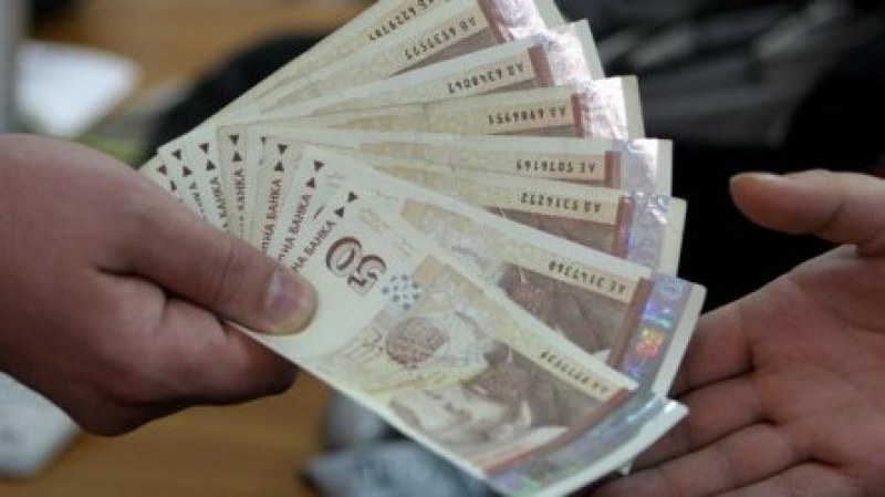 Безлихвените кредити до 6900 лв., удължават и срока за кандидатстване
